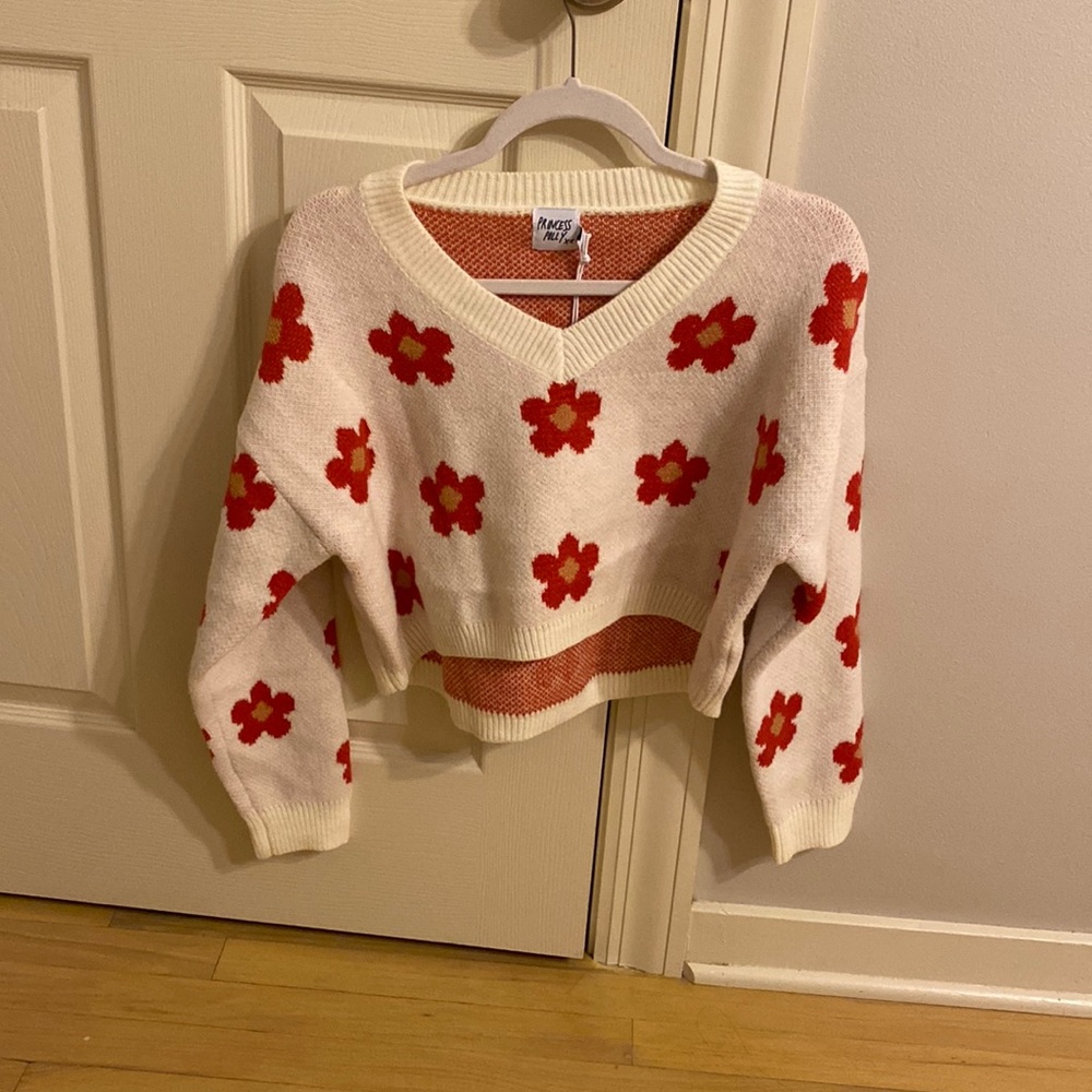 Daisy sweater